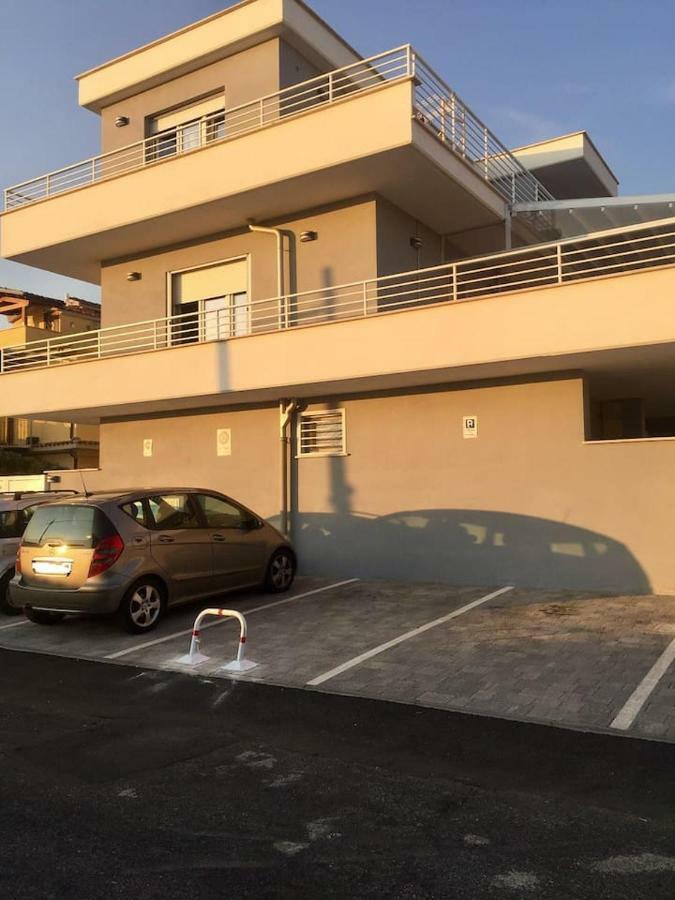 Sunset House Daire Fiumicino Dış mekan fotoğraf